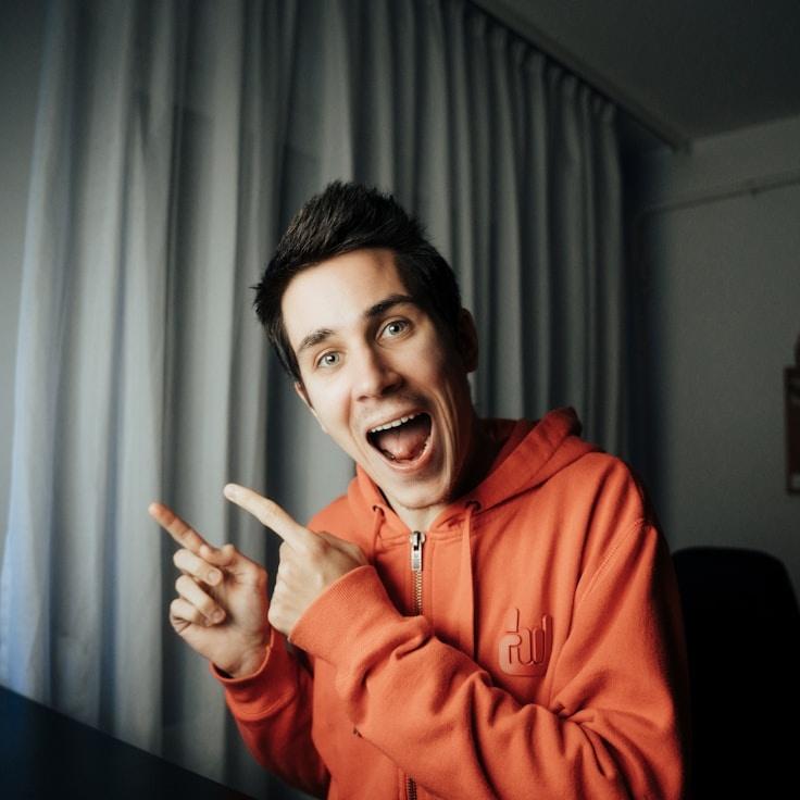 Jordan Singh, Client Relations Director, discussing corporate gifting strategy with business clients